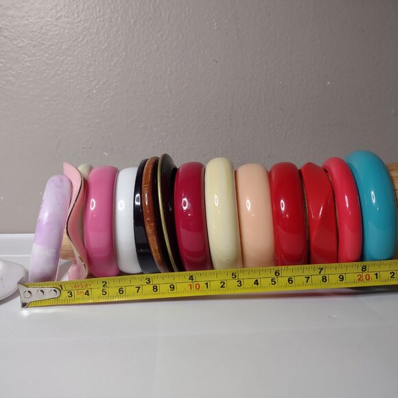 Lot Of 16 Vintage Plastic Bangles Variety Bracelet Lot Assorted Bracelet Bundle - Picture 13 of 14